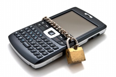 В Госдуму внесен законопроект о блокировке краденых мобильников