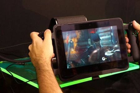 Razer Edge игровой планшет за 1к у.е.