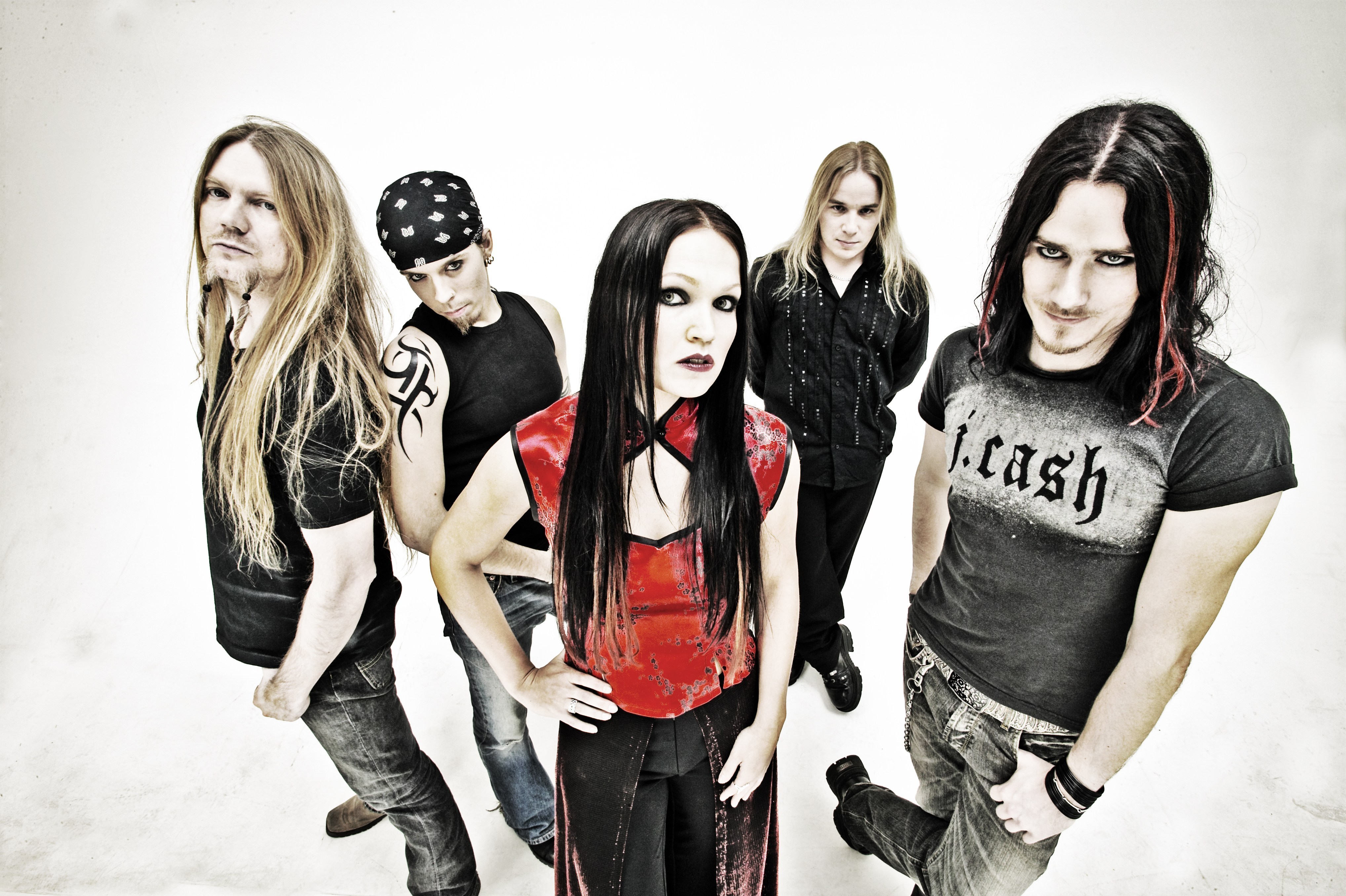 Стиль метал группы. Группа Nightwish. Рок группа найтвиш. Nightwish 2005. Финская группа найтвиш.