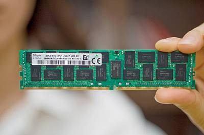 Первый 128-гигабайтный DDR4-модуль памяти Hynix