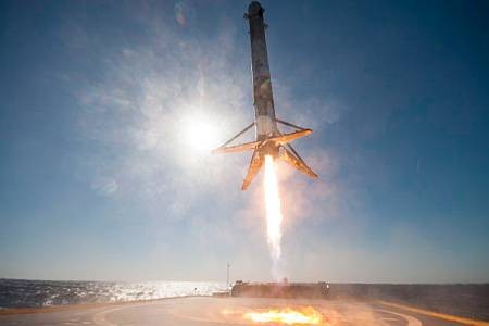 Видео посадки SpaceX Falcon в 360