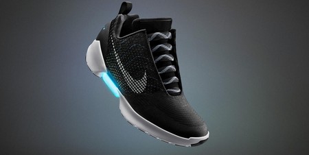 Самозашнуровывающиеся кроссовки Nike выйдут на рынок 28 ноября 2016