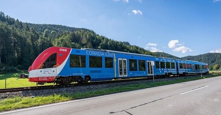 Поезд на водородном топливе приступает к перевозкам пассажиров в Австрии