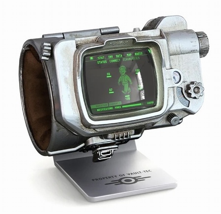 Bethesda выпускает металлический Pip-Boy